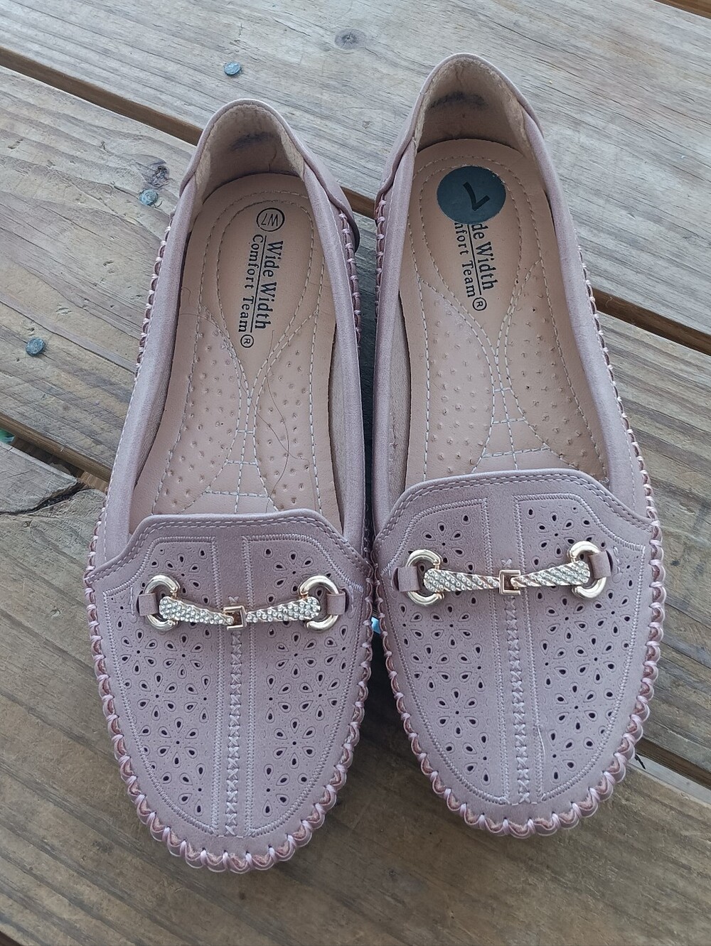 Women’s Wide-Width Moccasin Loafers in Blush Pink